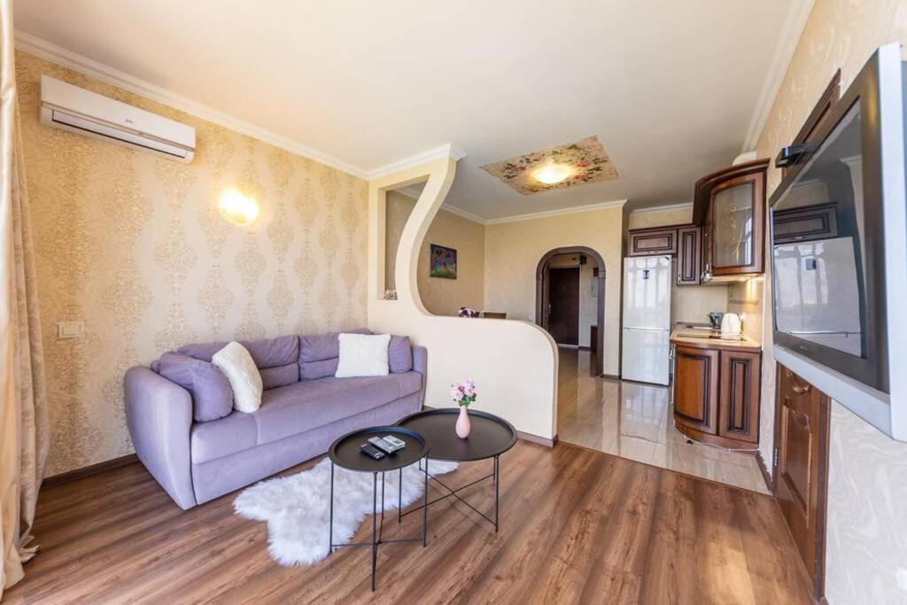 Apartments With Crazy Panoramic View Of The Dniepr Kiev Exteriör bild