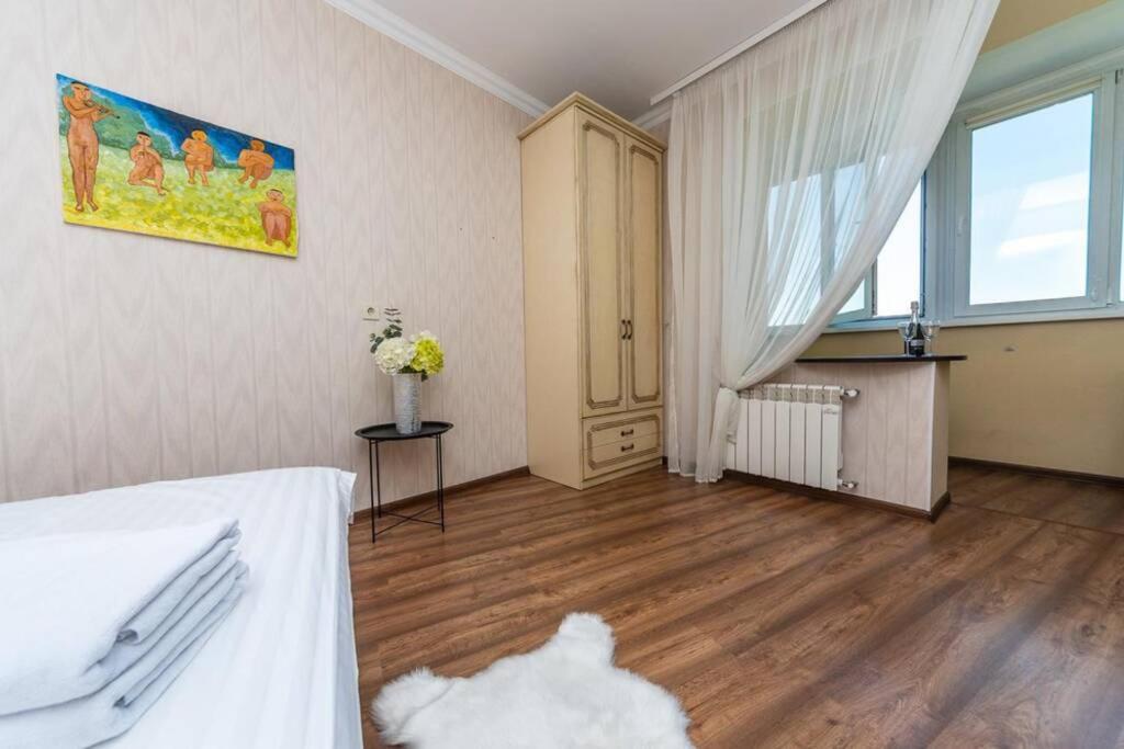 Apartments With Crazy Panoramic View Of The Dniepr Kiev Exteriör bild